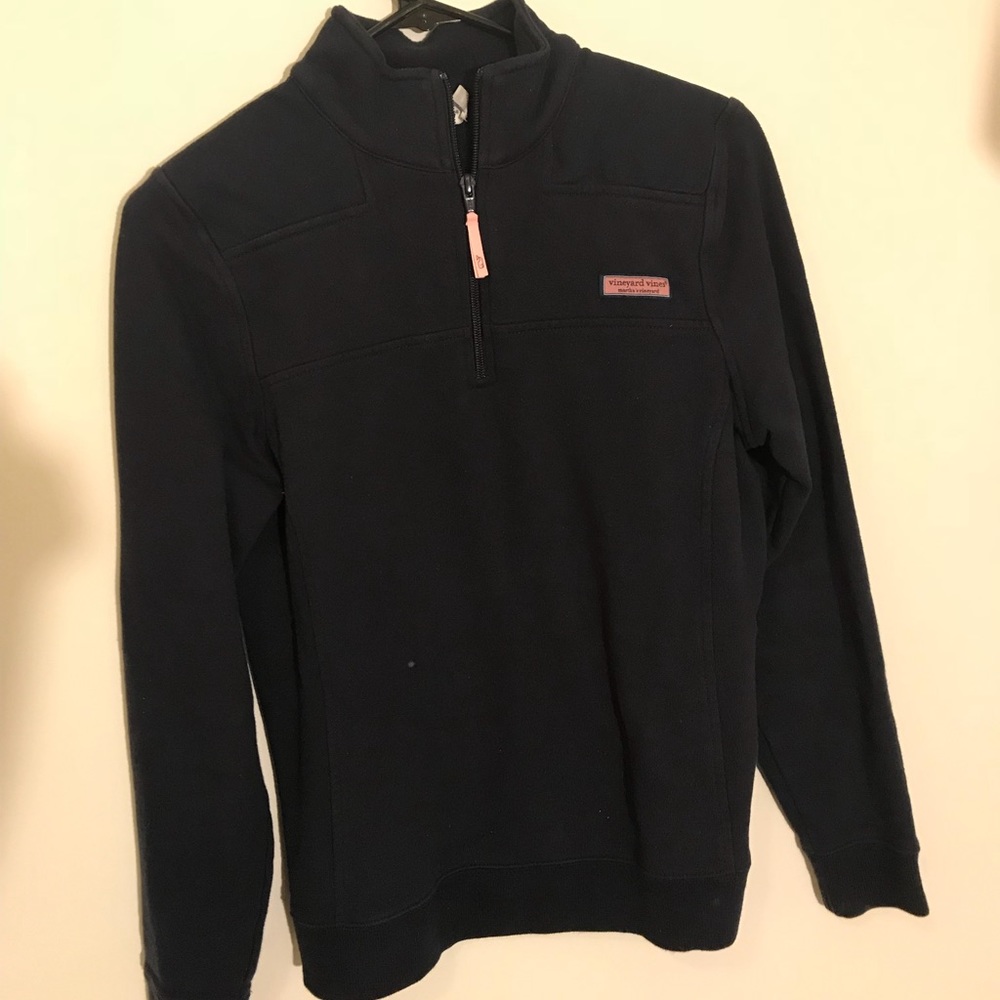 Navy Vineyard Vines shep sweatshirt